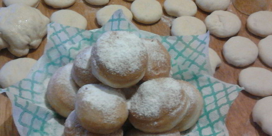 Рецепт пончиков из сдобного теста