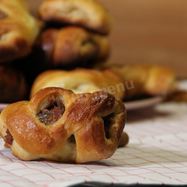 Рецепт Прецеля — вкусной выпечки с маком, корицей и сухофруктами