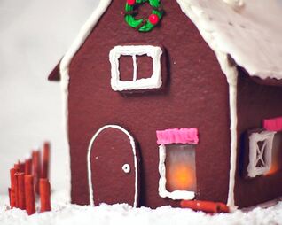 Новогодний пряничный домик