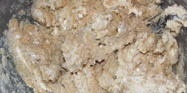 пряники с кунжутом, изюмом и мятой