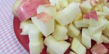 черемуховая шарлотка