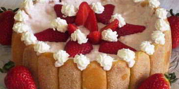 клубнично-творожная шарлотка