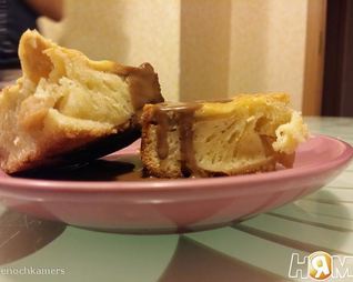 Шарлотка под шоколадным фондю