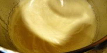 шарлотка с грушами и яблоками