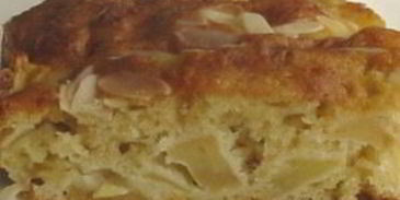 шарлотка с грушами и яблоками