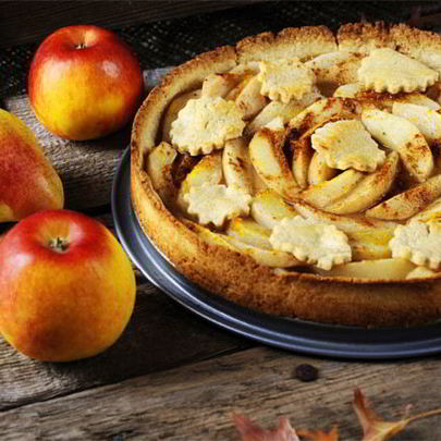 Шарлотка с грушами