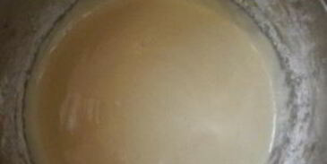 шарлотка с клюквой