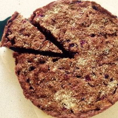 Шарлотка с шоколадной ноткой