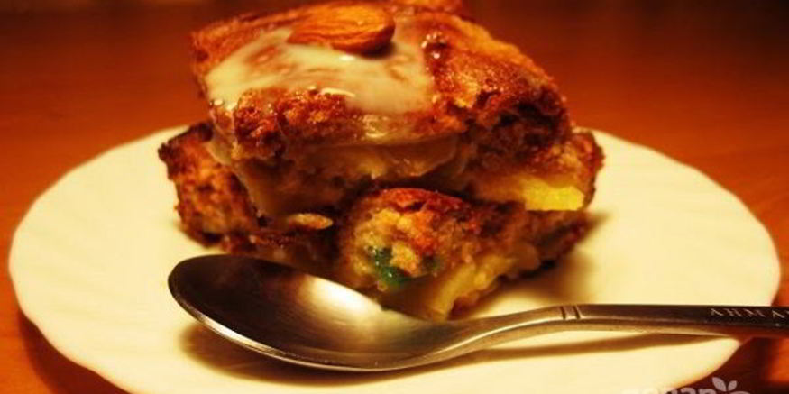 Рецепт шарлотки с сухофруктами