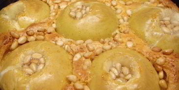 шарлотка с цельными яблочками