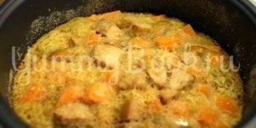 шарлотка с тыквой и яблоками в мультиварке