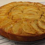 Рецепт Шарлотки с яблоками и сметаной