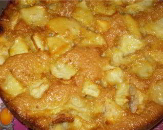 Шарлотка с яблоками