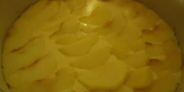 шарлотка яблочная