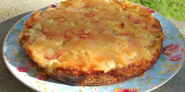 яблочная шарлотка на сидре