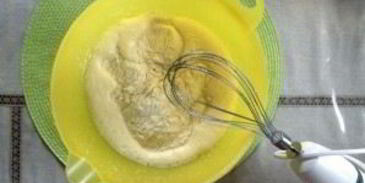 яблочная шарлотка в мультиварке