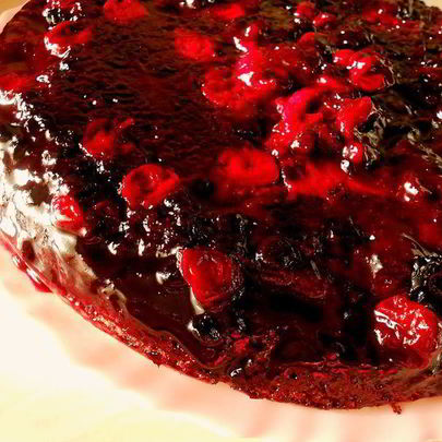 Ягодная шарлотка с глинтвейном