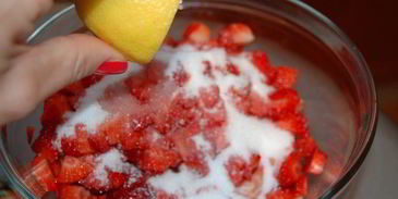 клубничный штрудель с рикоттой