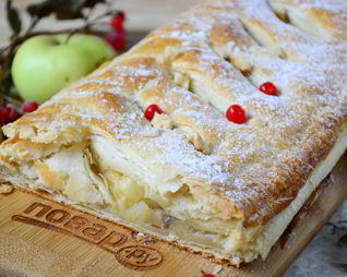 Самый простой яблочный штрудель