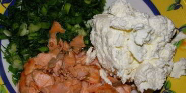 штрудель из творожного теста с лососем