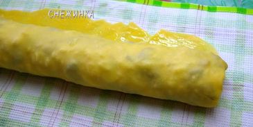 штрудель с картофелем и грибами в сливочно-сырном соусе