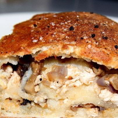 Штрудель с курицей и грибами