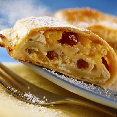 Штрудель с вишней