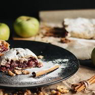 Рецепт Вишневого штруделя из готового теста