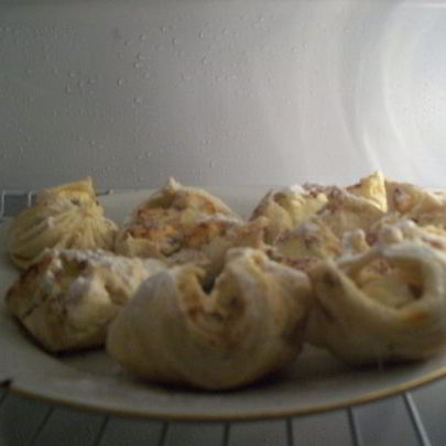 Слоеные конвертики с творогом