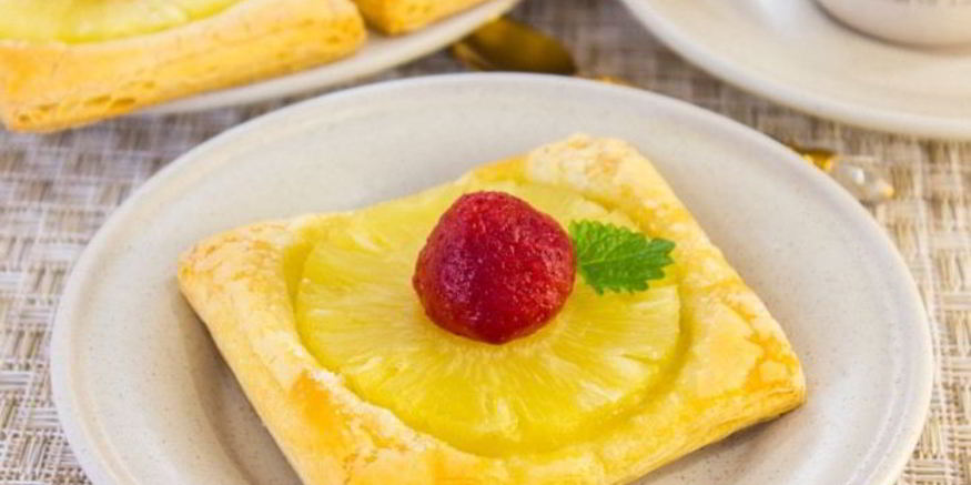 Рецепт слоек с ананасами