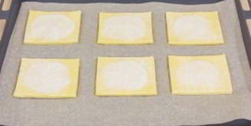 слойки с ананасами