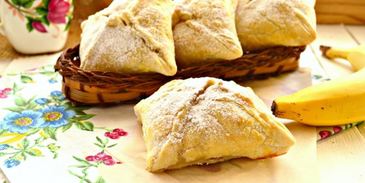 слойки с бананами