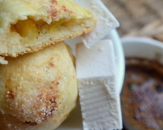 Слойки с бананом и пастилой