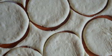 слойки с бананом и пастилой