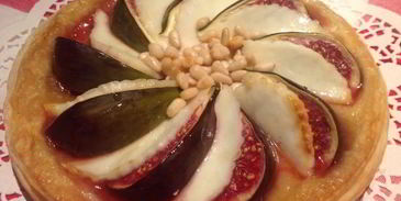 слойки с инжиром и сыром