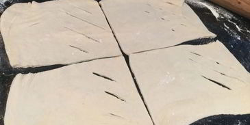 слойки с крабовыми палочками и творогом