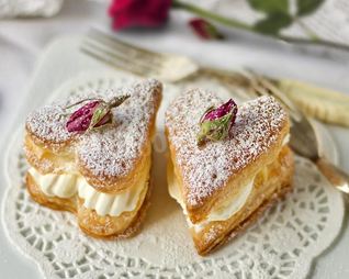 Слойки с кремом