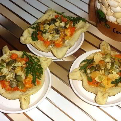 Слойки с тыквой и тыквенными семечками