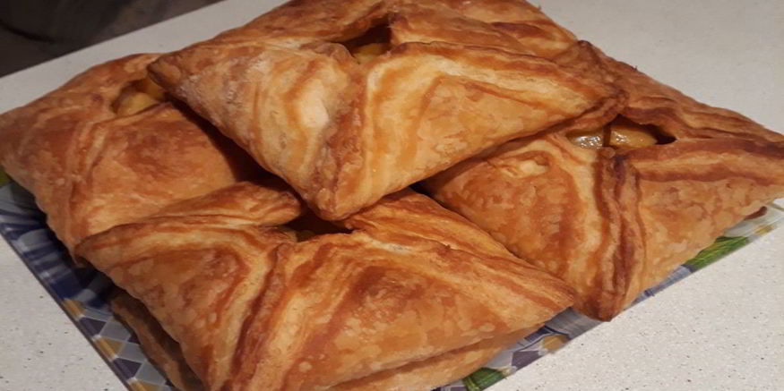 Рецепт слоек с яблоками