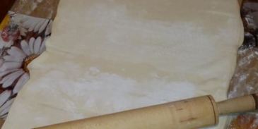 слойки вишенка из готового теста