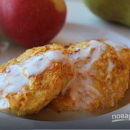 Рецепт Морковна-яблочных сырники в ванильном соусе