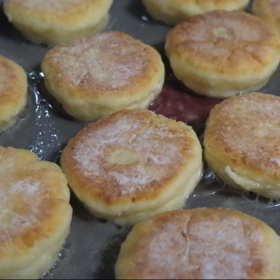 Сырники из прокисшего творога