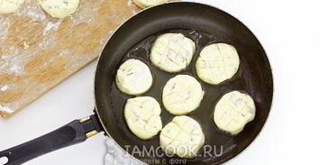 сырники из творога с изюмом