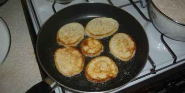 сырники с колбасой