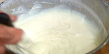 творожник с изюмом и миндалем