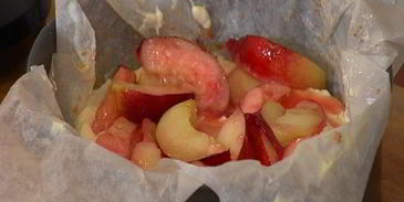 творожник с персиками