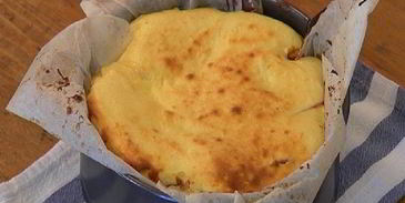 творожник с персиками