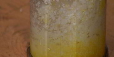 творожник с персиками