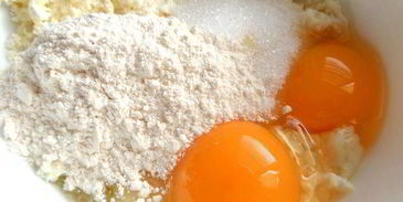 творожники с сухофруктами