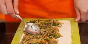 слоеное тесто с фаршем